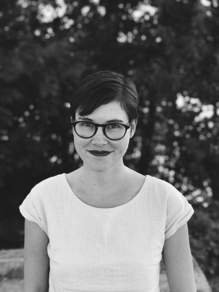 Leah Harvey Headshot