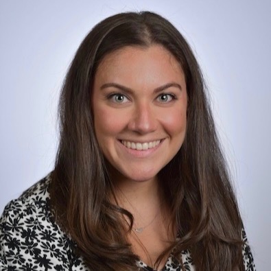 Sara Levintow Headshot