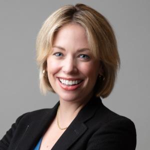 Sara Levintow Headshot